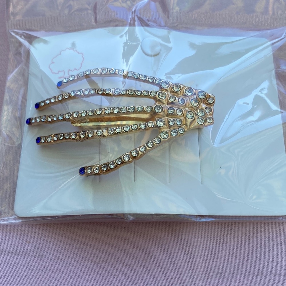 Halloween skeleton hand hair clip alligator accessory